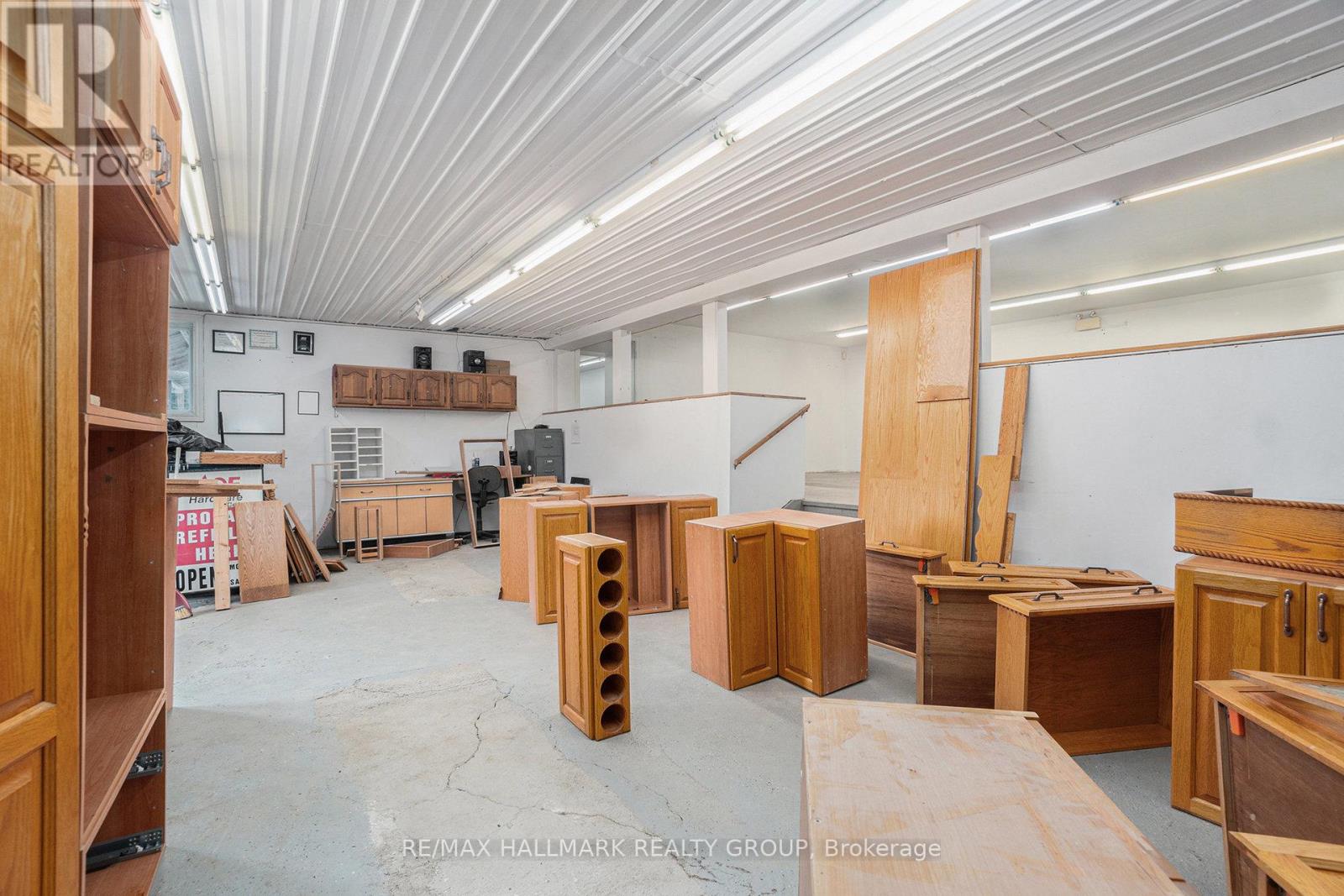 33 KING STREET — photo 12