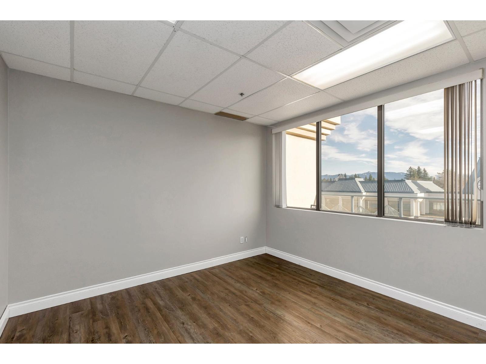 Office for Rent in Abbotsford – 320 31935 SOUTH FRASER WAY, Abbotsford - Image 14