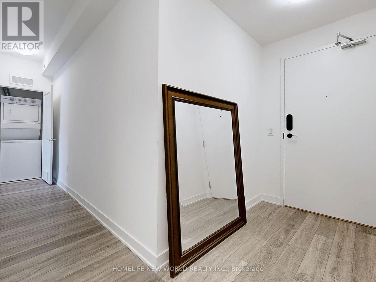 #2410 105 ONEIDA CRESCENT - 22