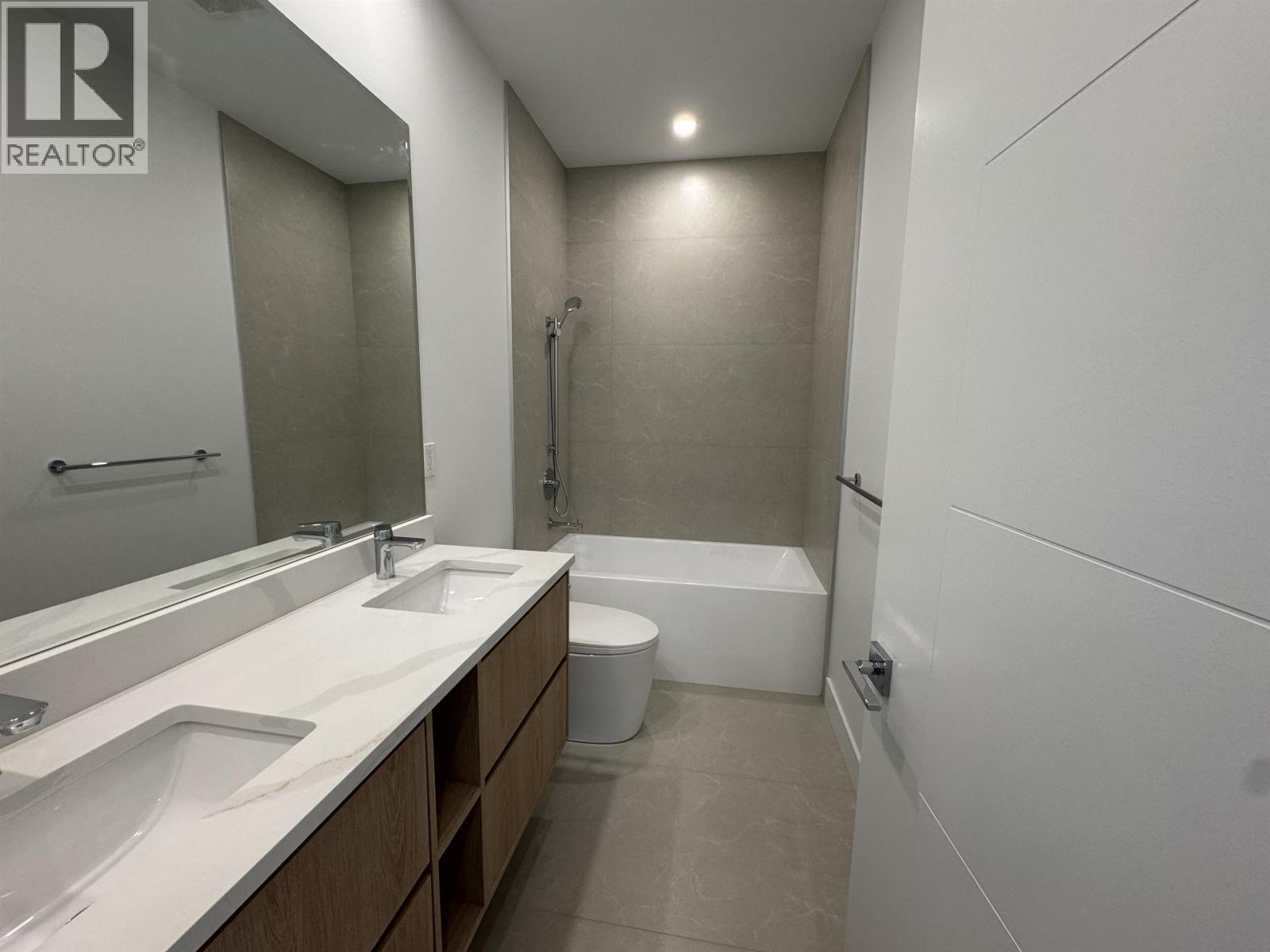 967 52 A Street, Delta