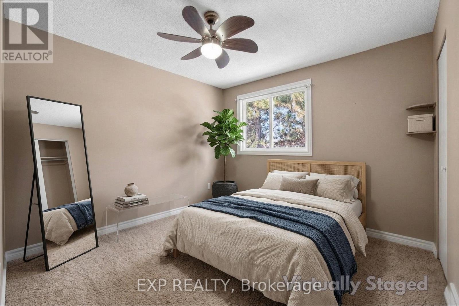 #36 60 ELMSDALE DRIVE - 22