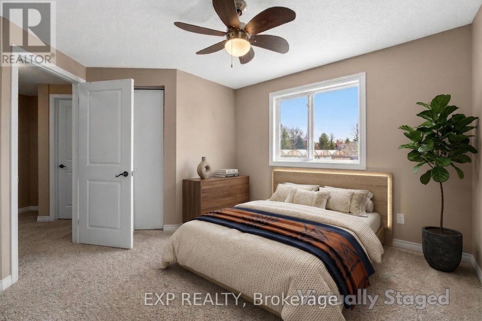 #36 60 ELMSDALE DRIVE - 26
