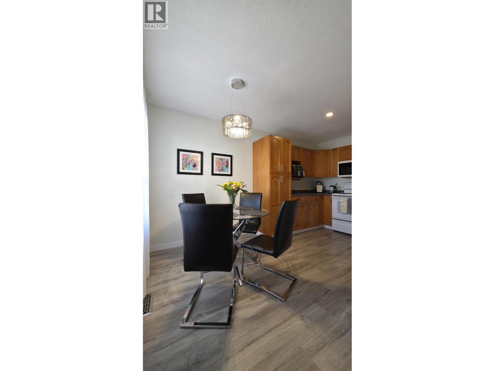 #107 3233 MCGILL CRESCENT - 6