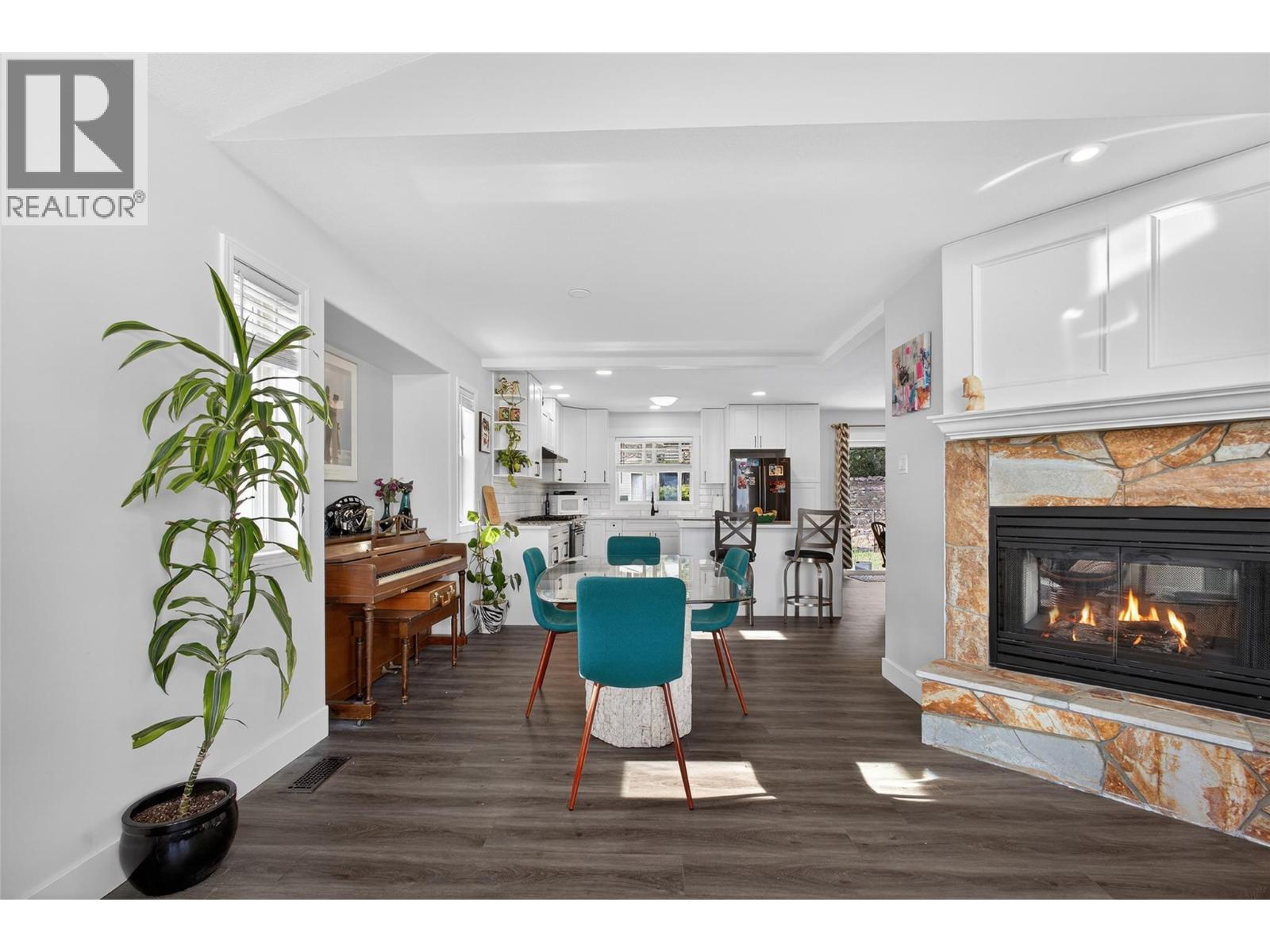  3026 Whispering Hills Drive, West Kelowna