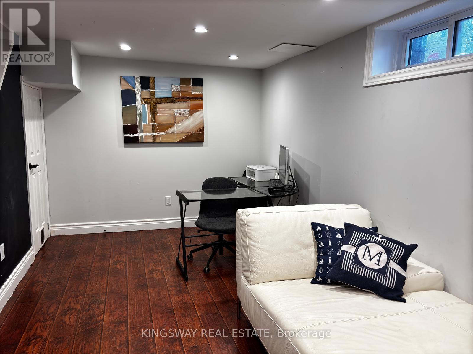 #124 9364 WELLINGTON ROAD - 18