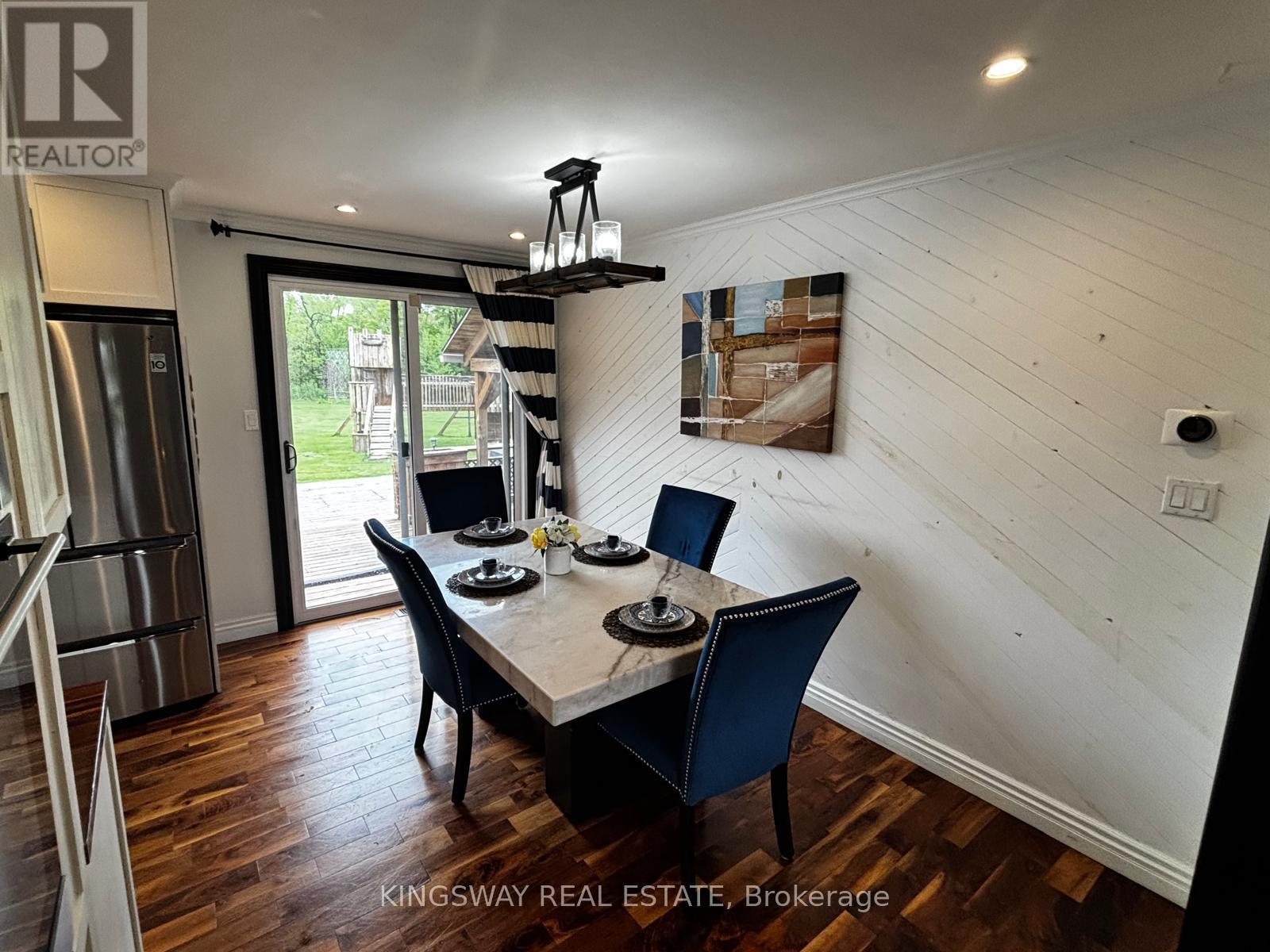 #124 9364 WELLINGTON ROAD - 21