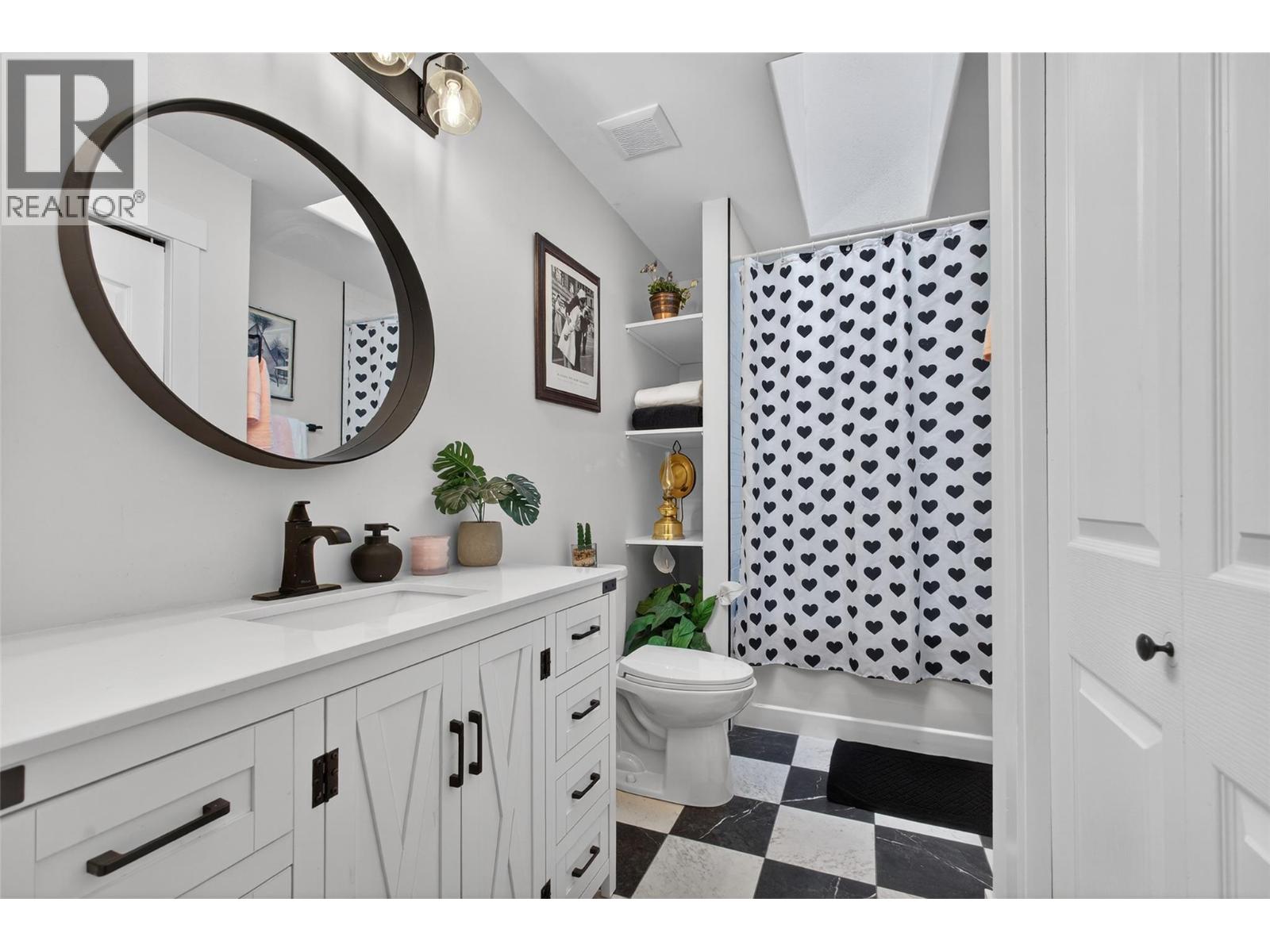  3026 Whispering Hills Drive, West Kelowna