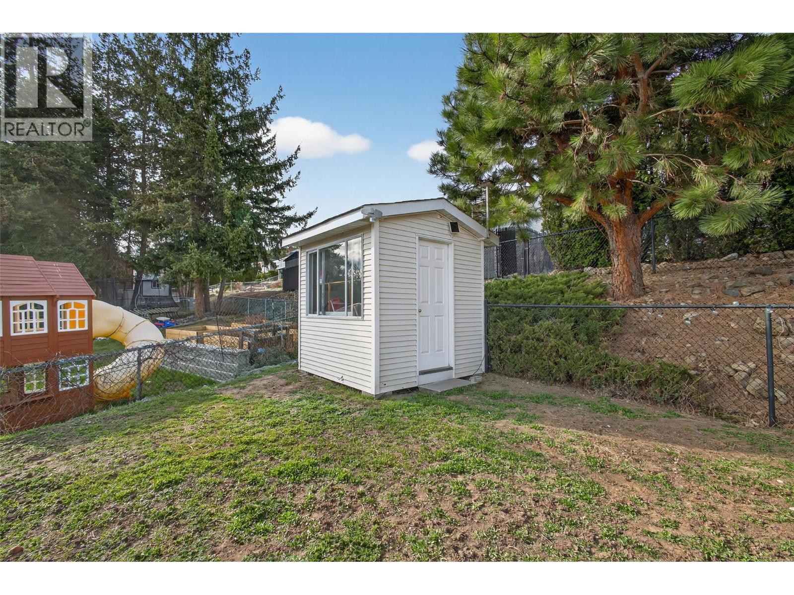  3026 Whispering Hills Drive, West Kelowna