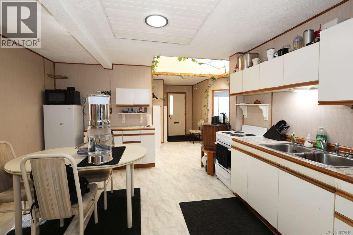 3755 15TH AVE - Image 3