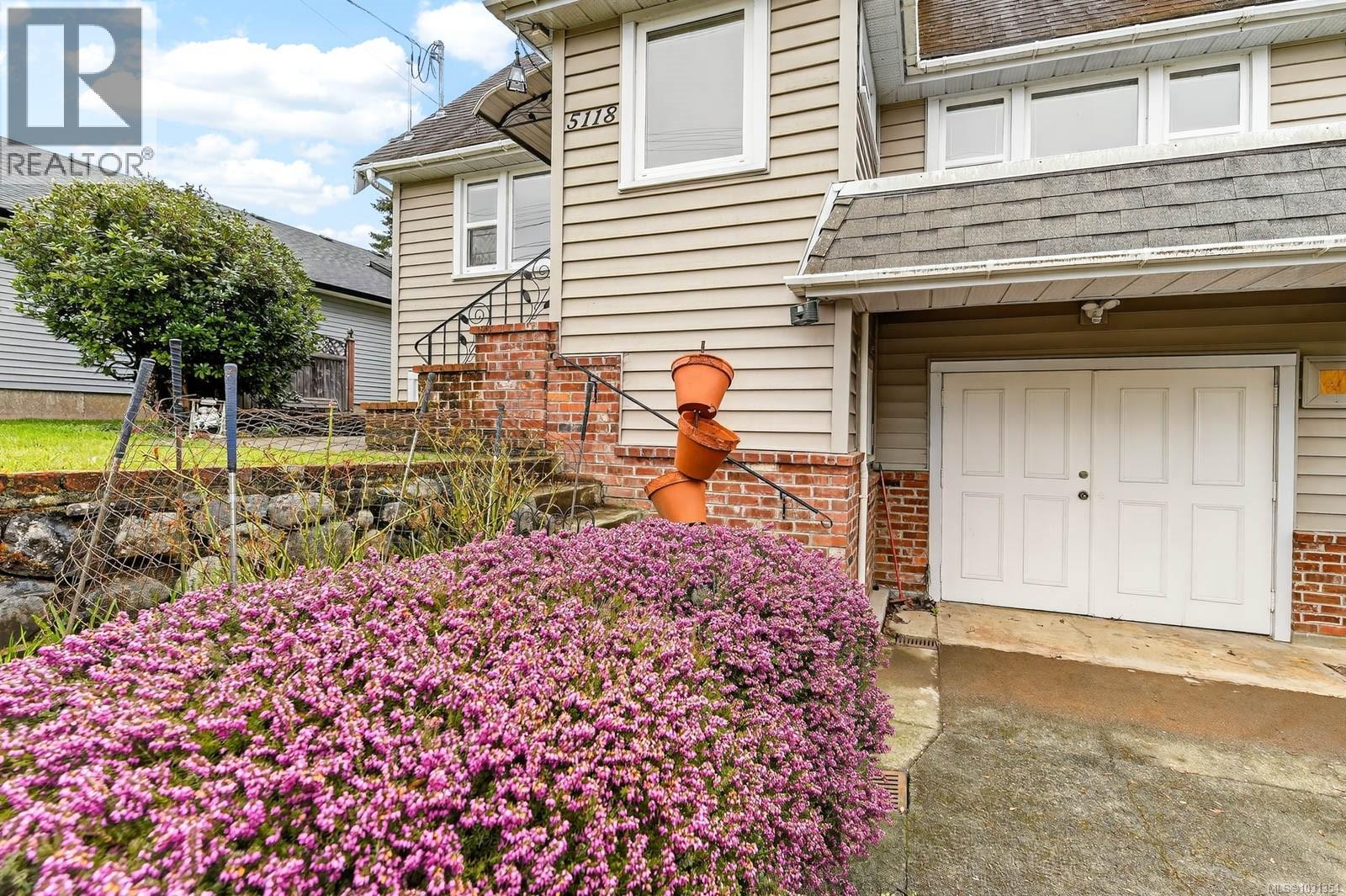 5118-5122 COMPTON RD - 32