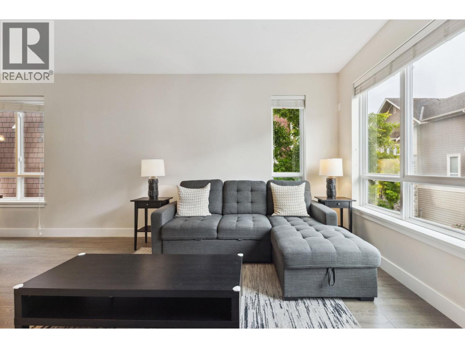 #511-4688 HAWK Lane, Delta