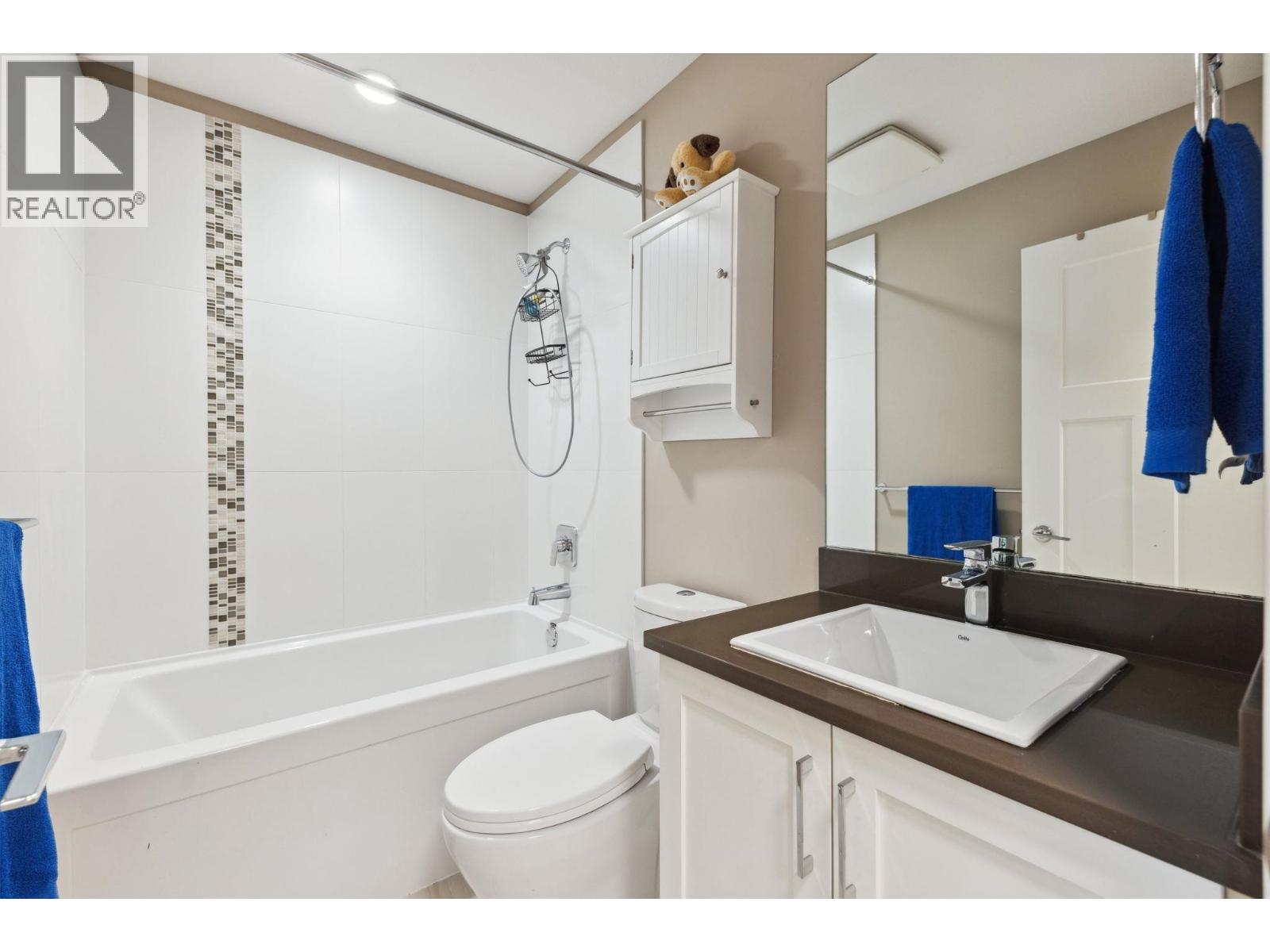 #511-4688 HAWK Lane, Delta