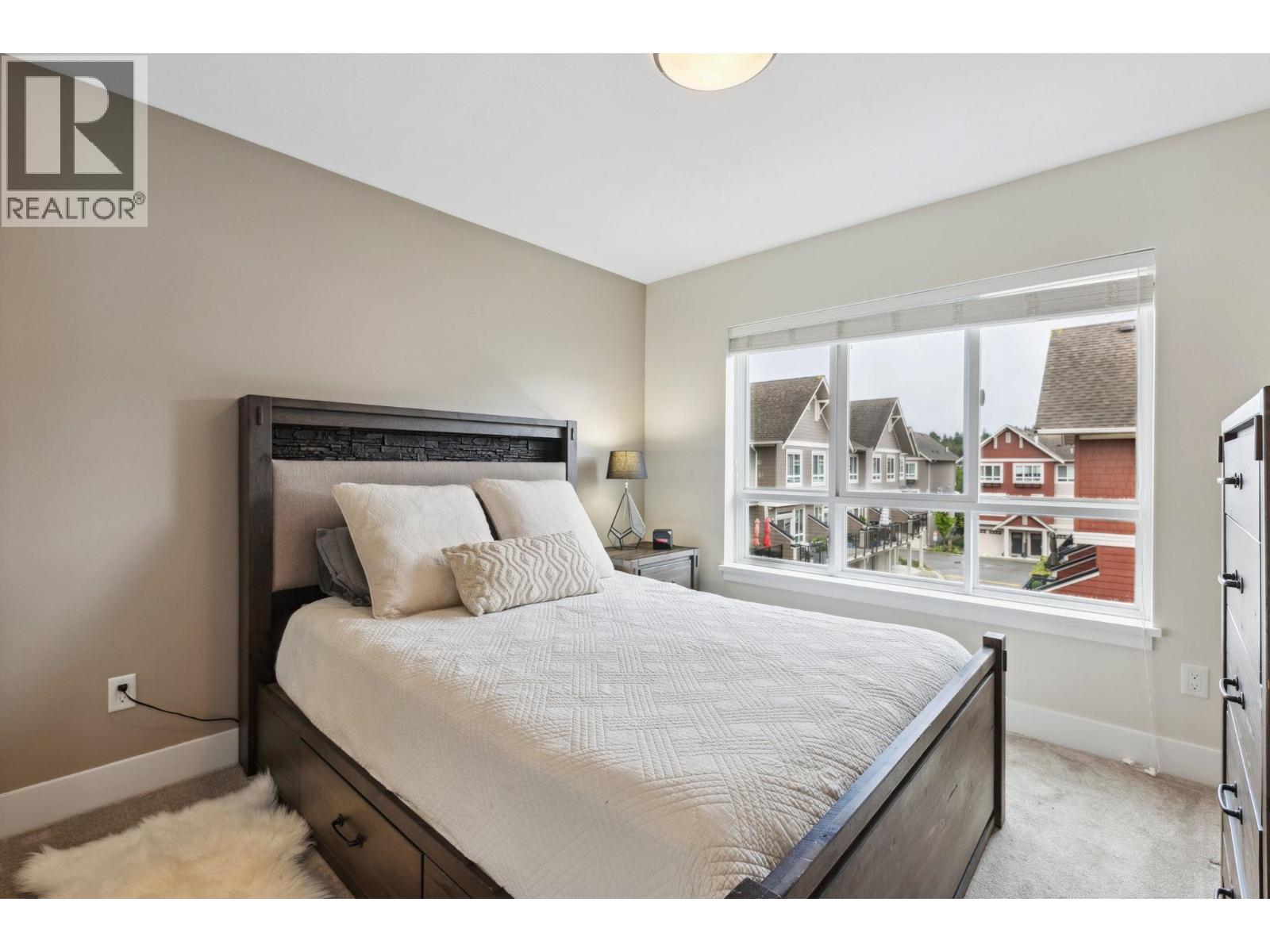 #511-4688 HAWK Lane, Delta