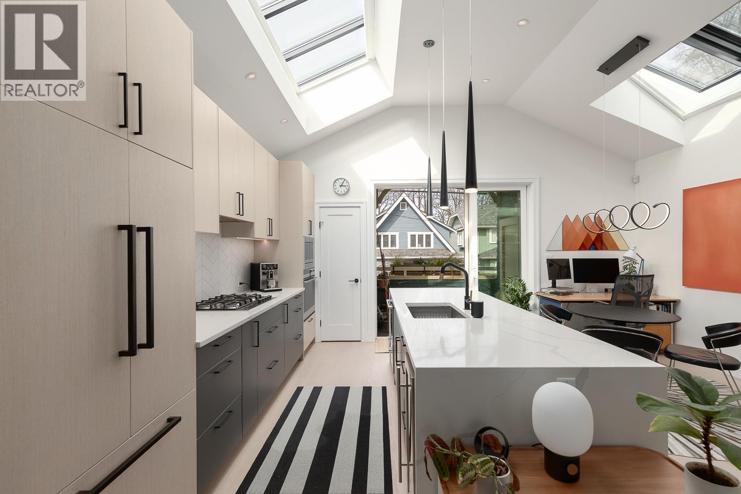 3861 WILLOW STREET, Vancouver