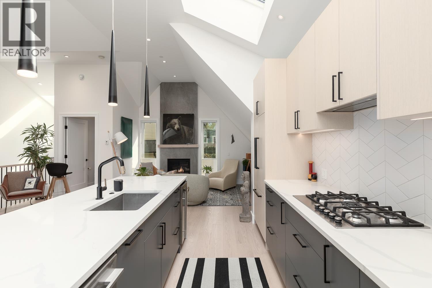 3861 WILLOW STREET, Vancouver