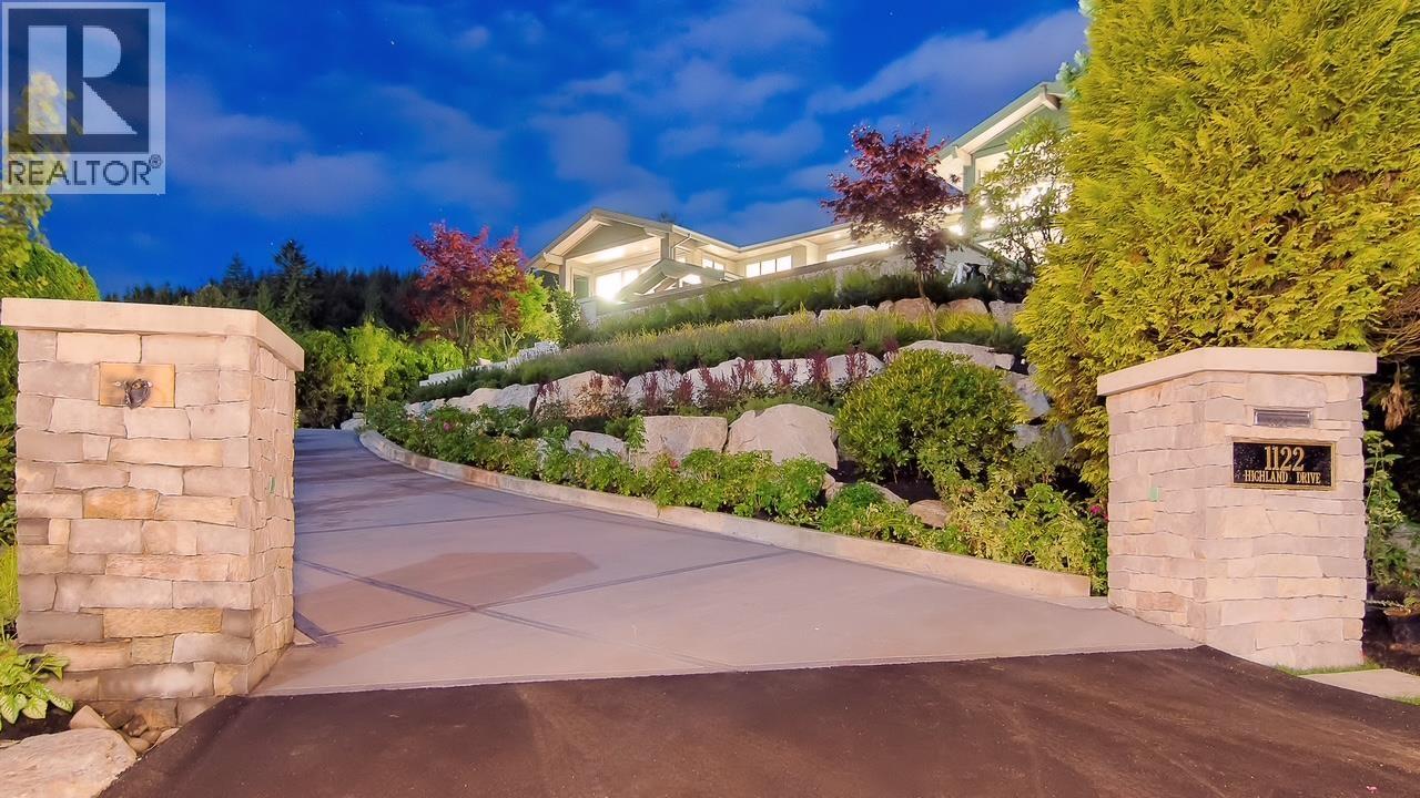 1122 HIGHLAND DRIVE
