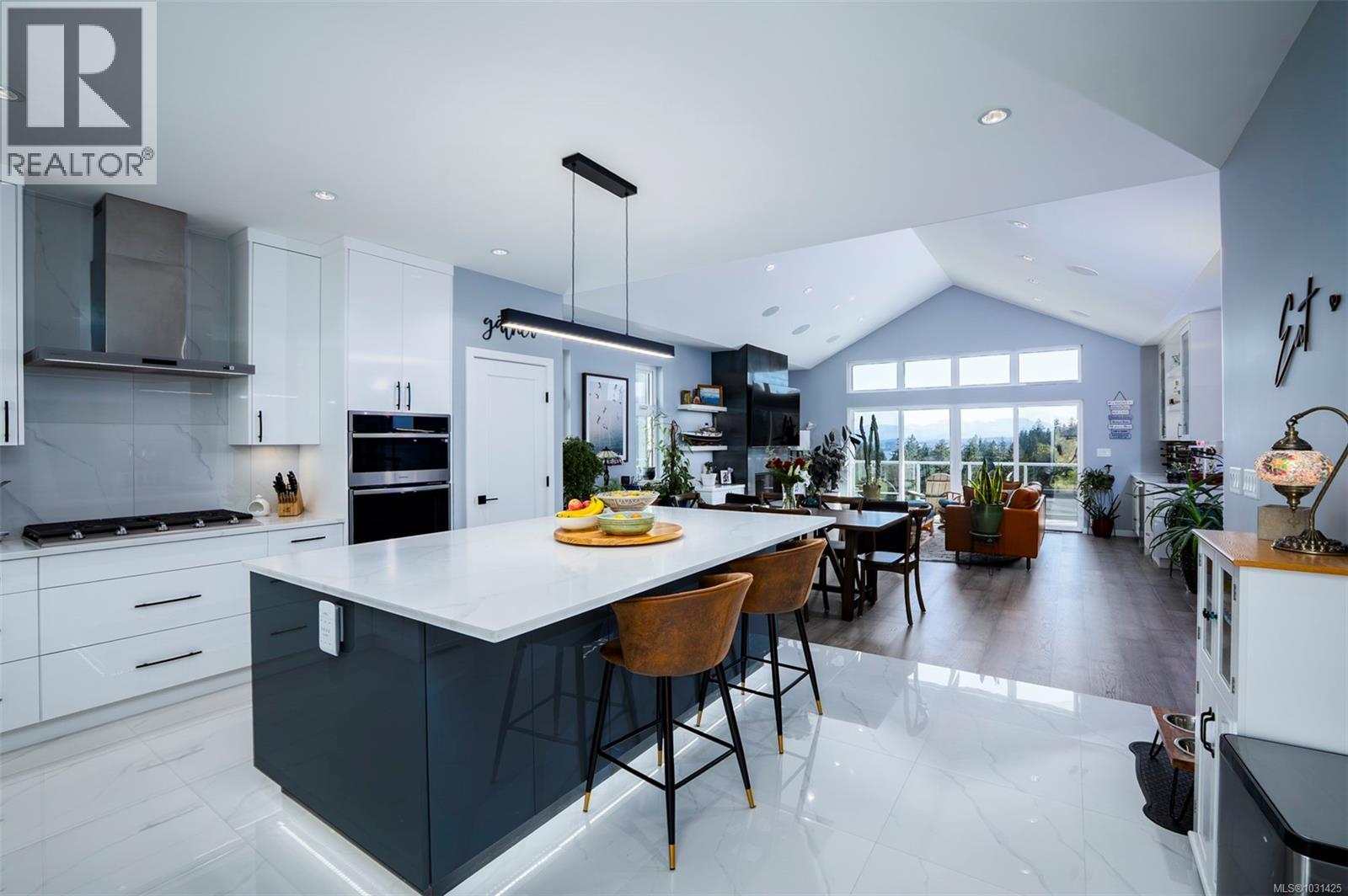 104 GOLDEN VIEW DR - 28