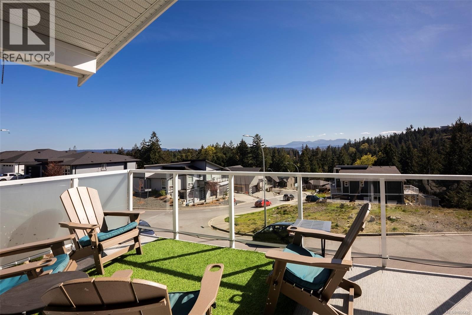 104 GOLDEN VIEW DR - 61