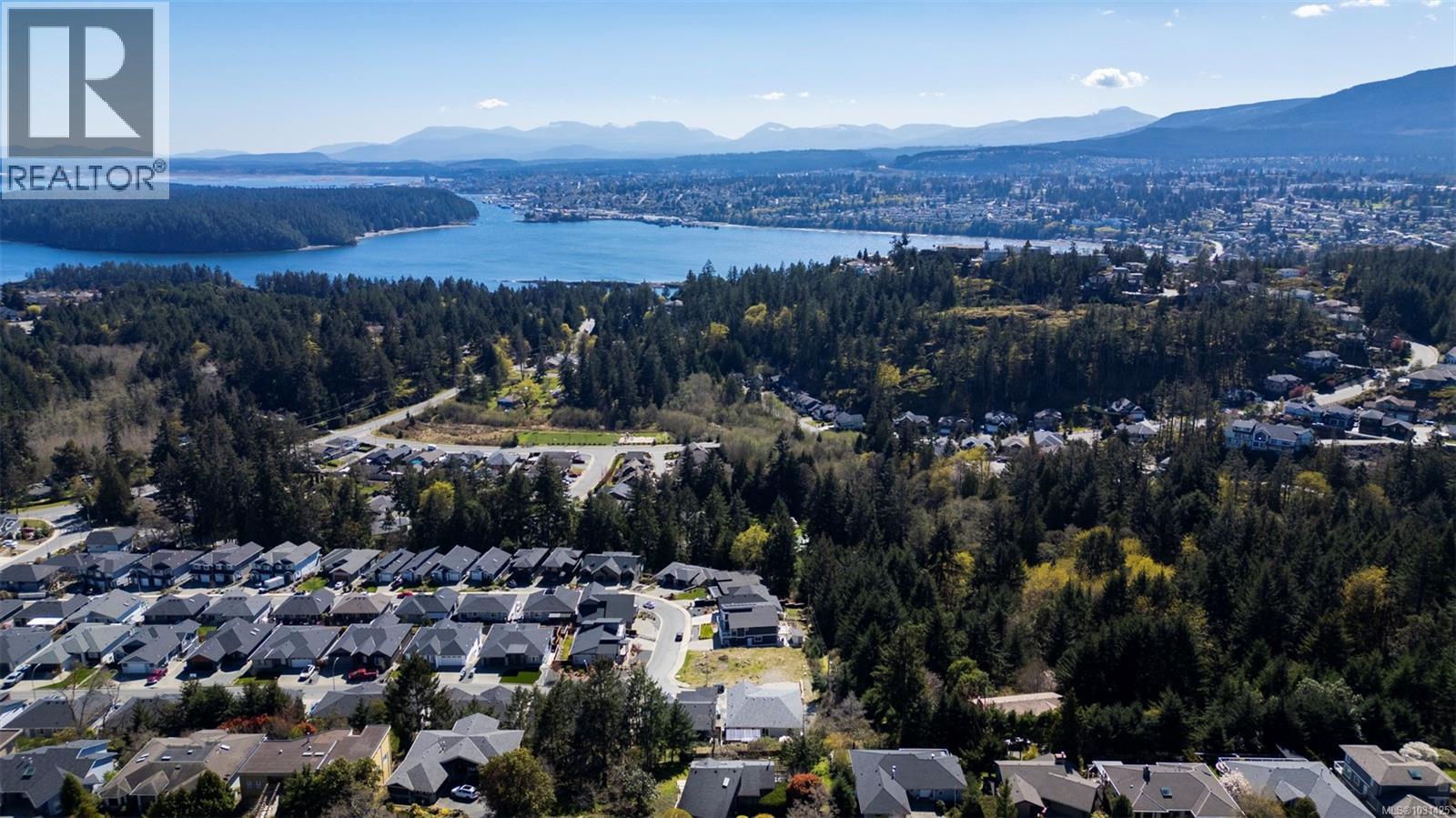 104 GOLDEN VIEW DR - 64