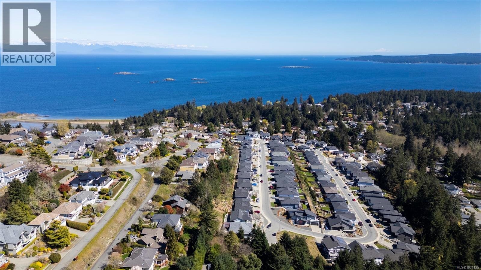 104 GOLDEN VIEW DR - 65