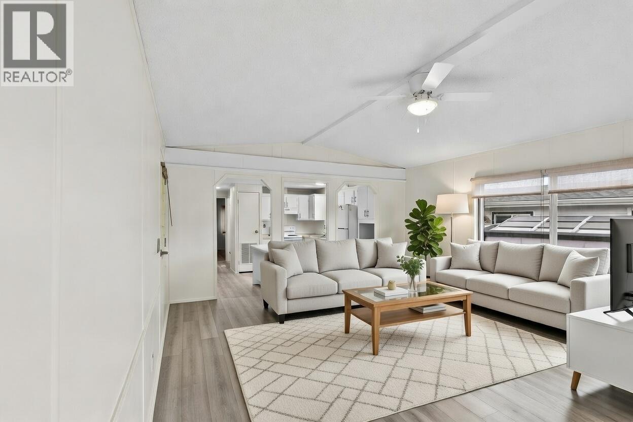 #32 1600 43 Avenue Unit# 32 - 13