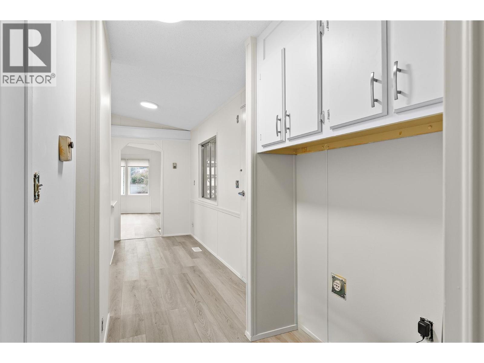 #32 1600 43 Avenue Unit# 32 - 26