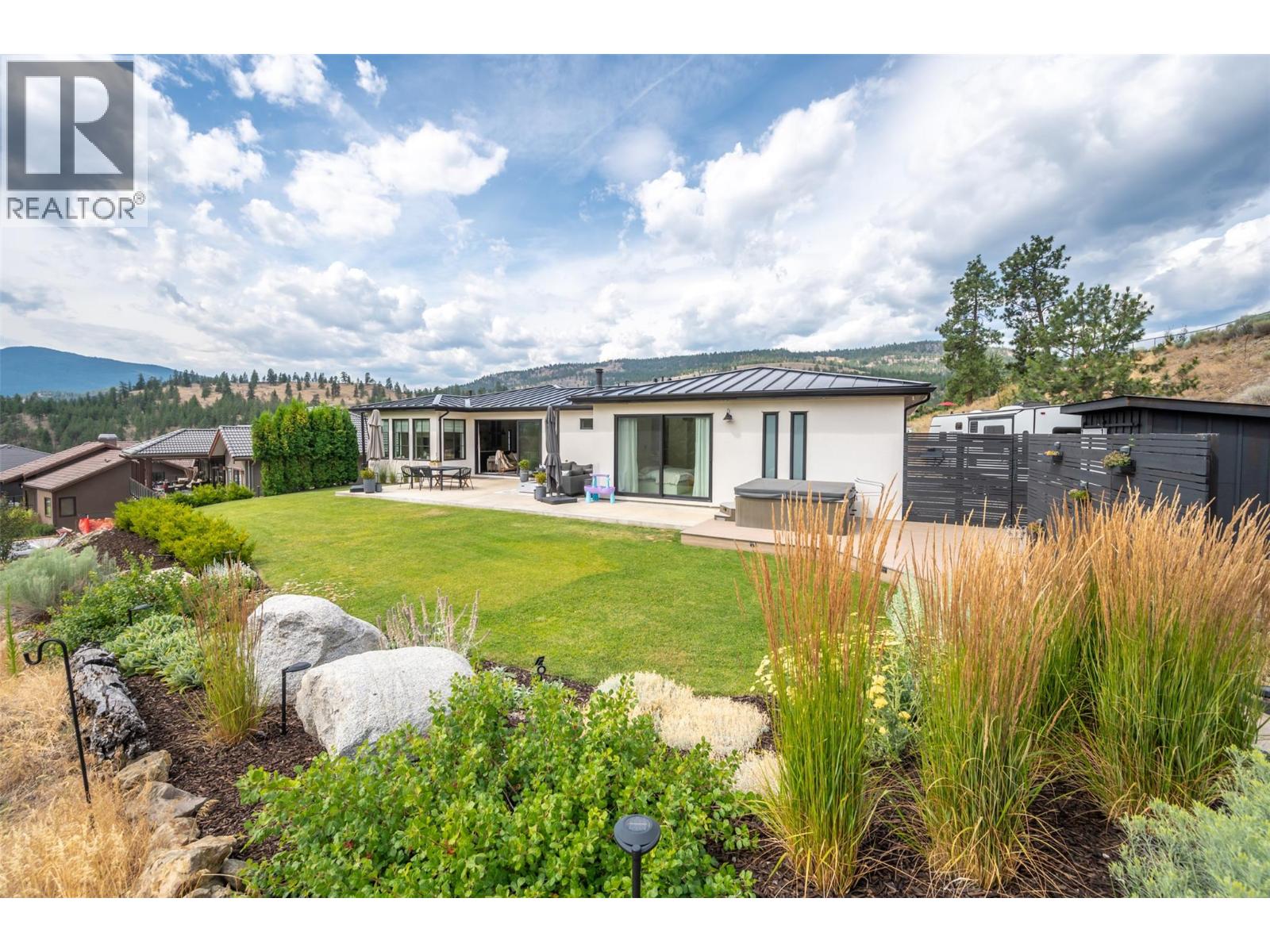 6709 VICTORIA Road Unit# 21, Summerland