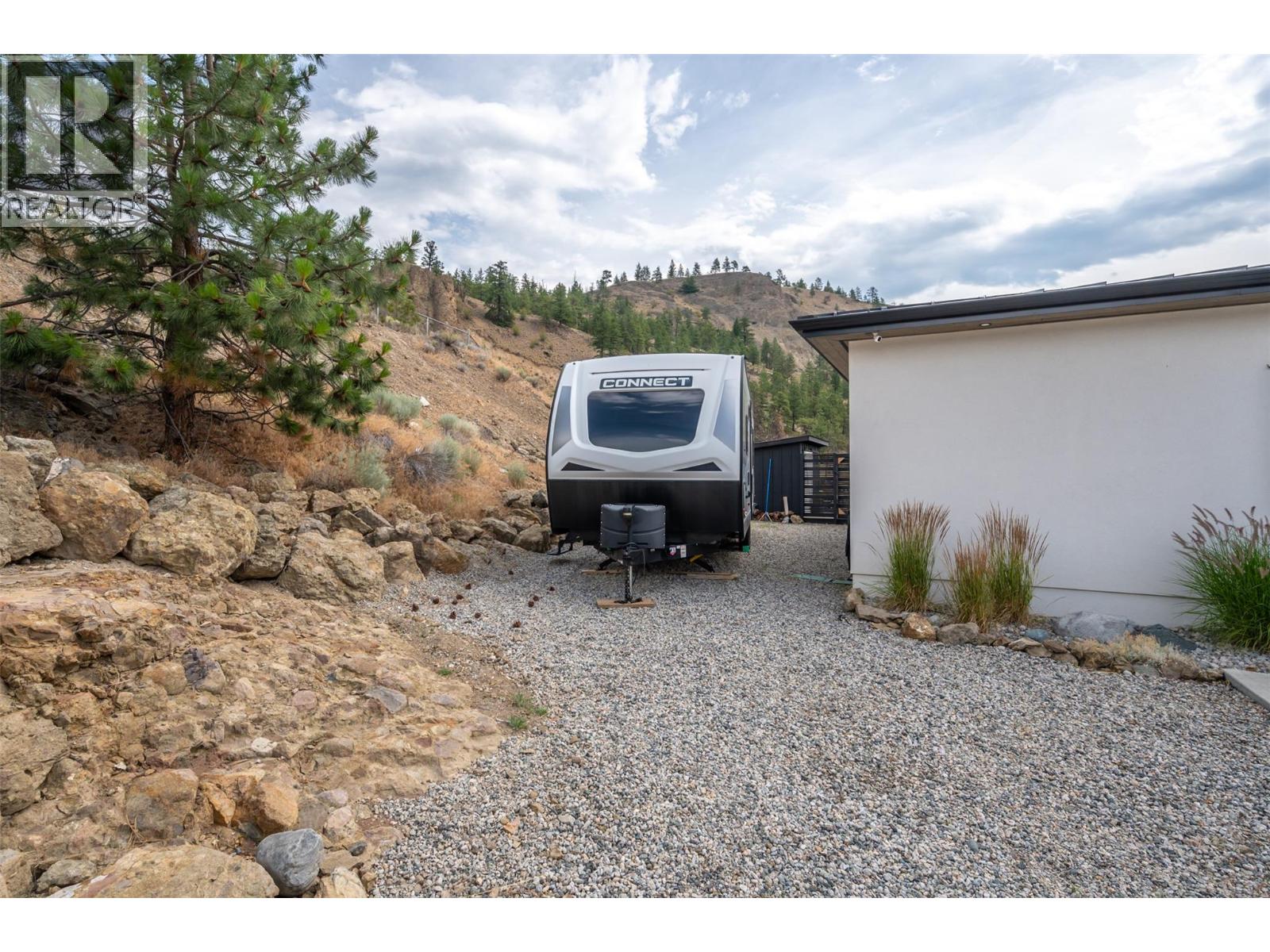 #21 6709 VICTORIA Road - 50