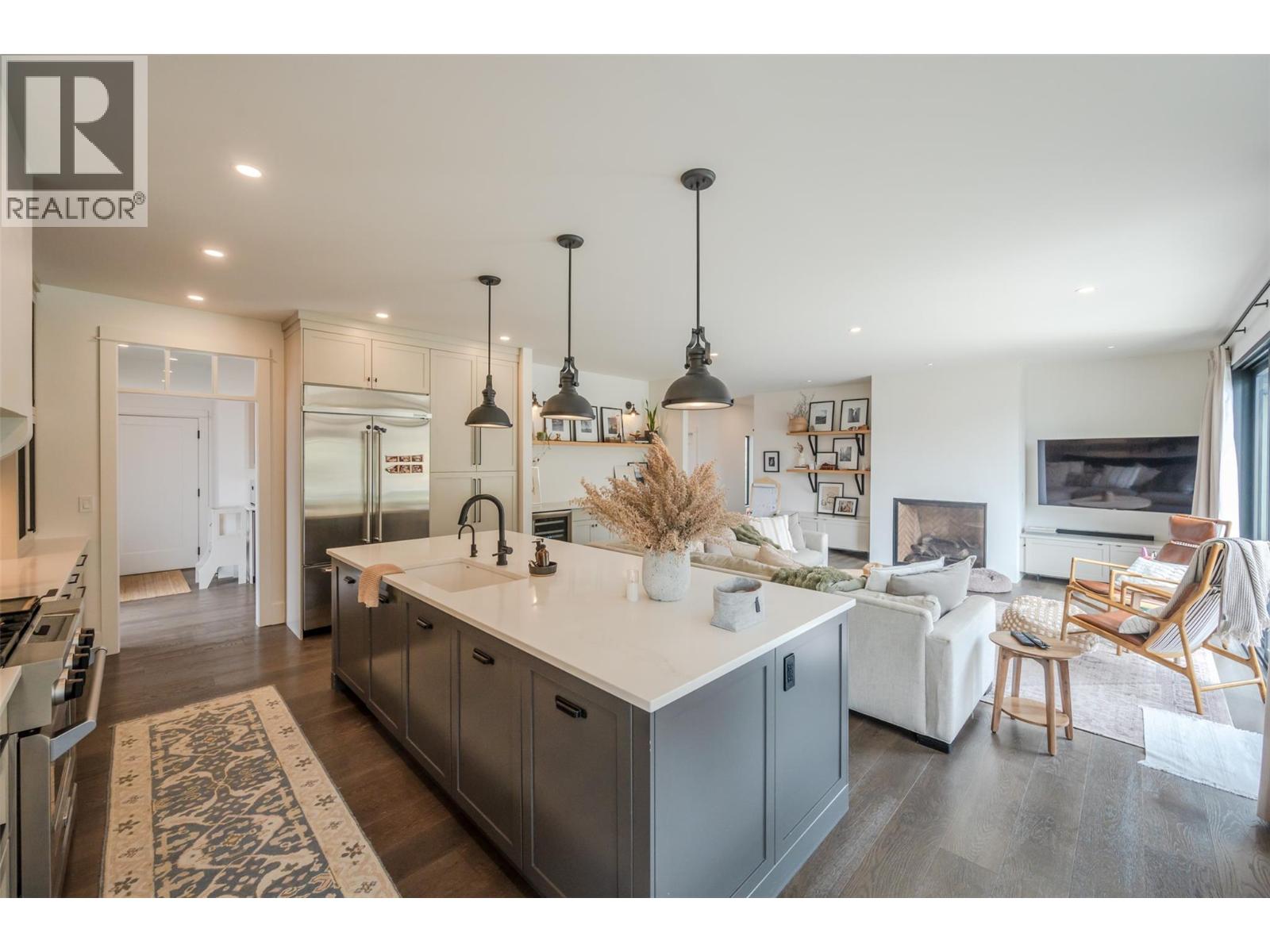 6709 VICTORIA Road Unit# 21, Summerland