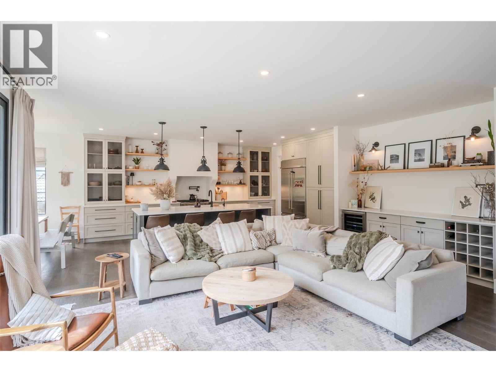 6709 VICTORIA Road Unit# 21, Summerland