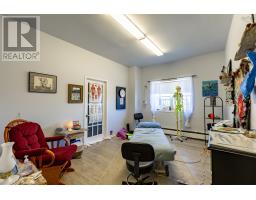 250 Main Street, Yarmouth, NS B5A1C9 Photo 31