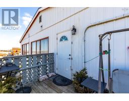 250 Main Street, Yarmouth, NS B5A1C9 Photo 40