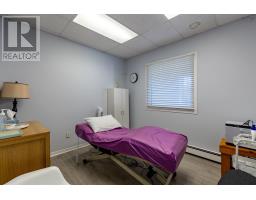 250 Main Street, Yarmouth, NS B5A1C9 Photo 28