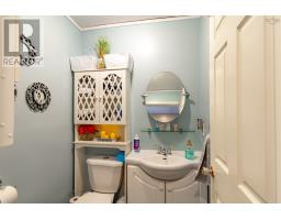 250 Main Street, Yarmouth, NS B5A1C9 Photo 48