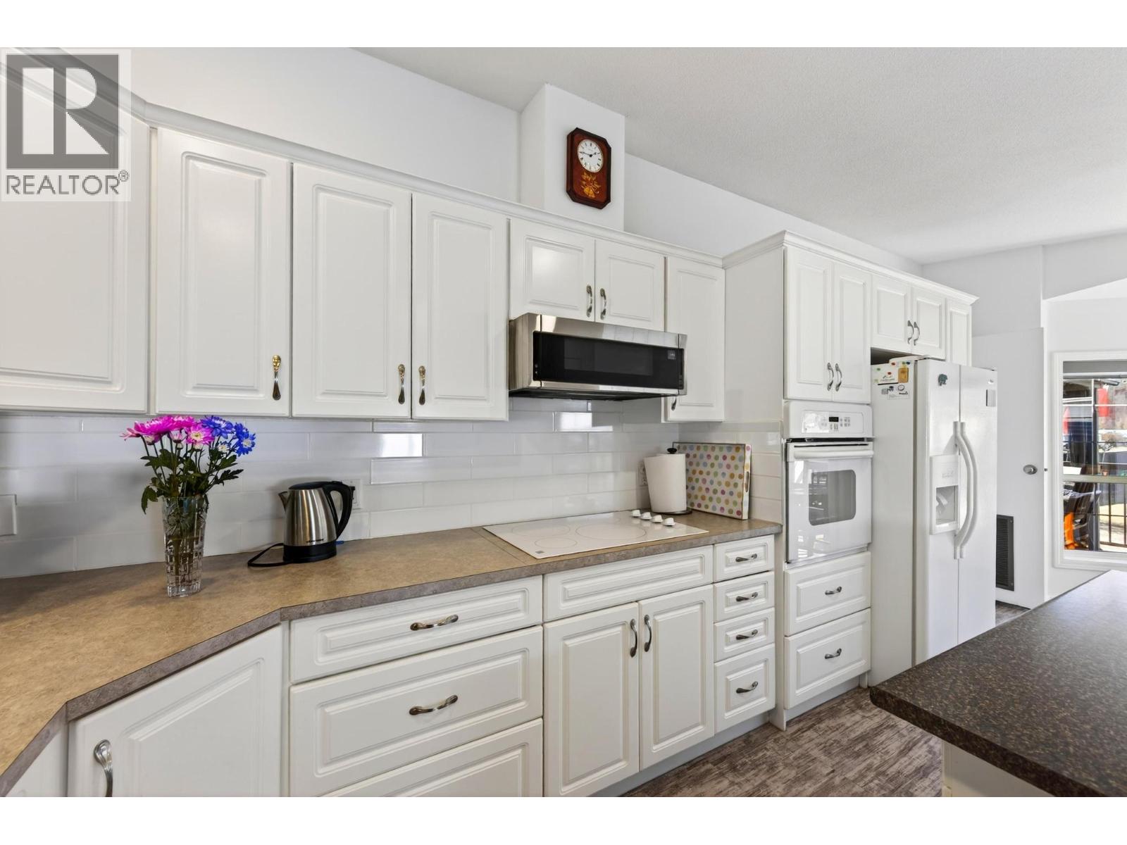 #91 1036 11TH STREET N - 13