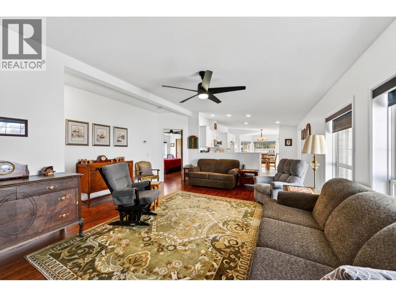 #91 1036 11TH STREET N - 20