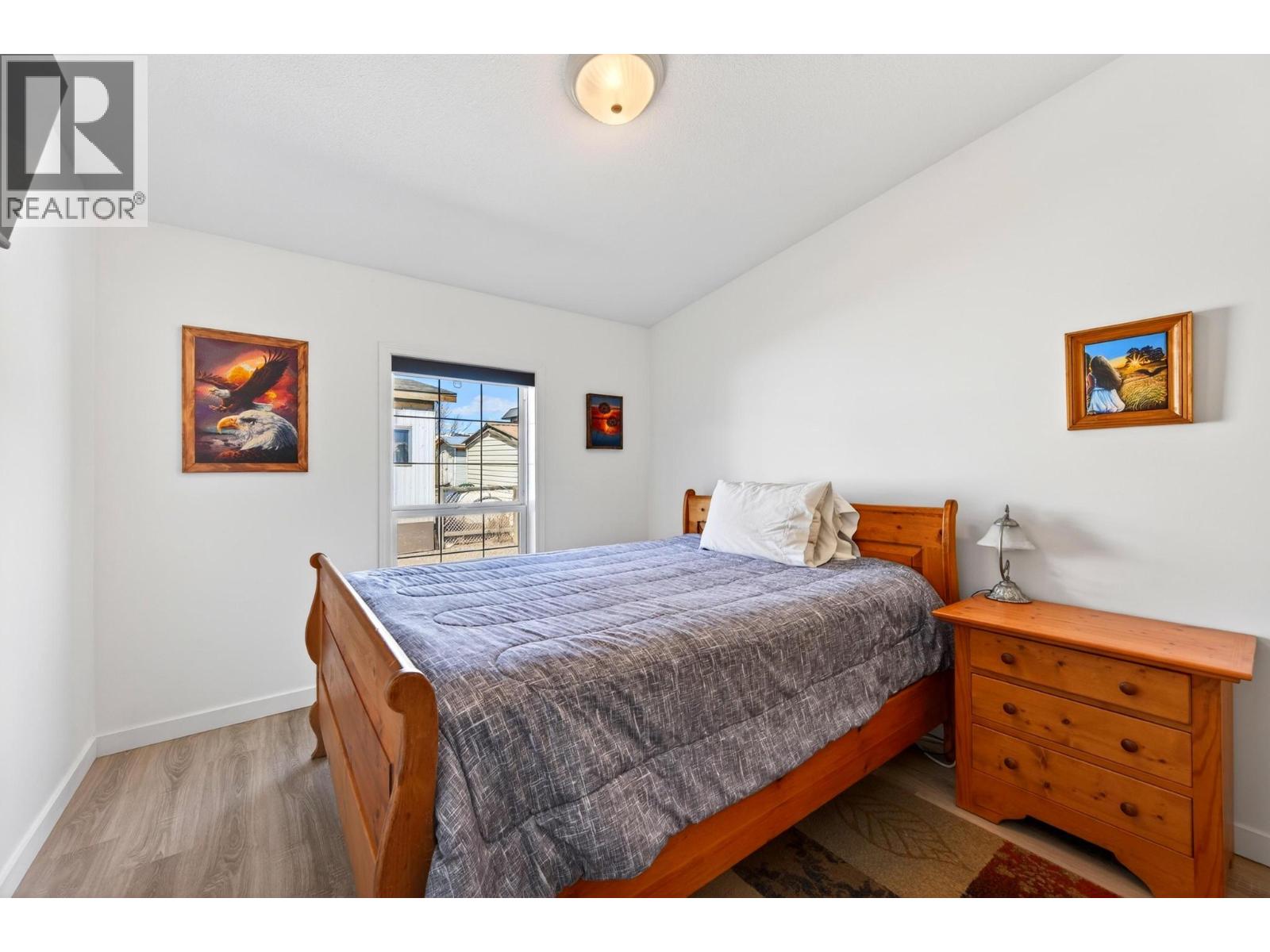 #91 1036 11TH STREET N - 35