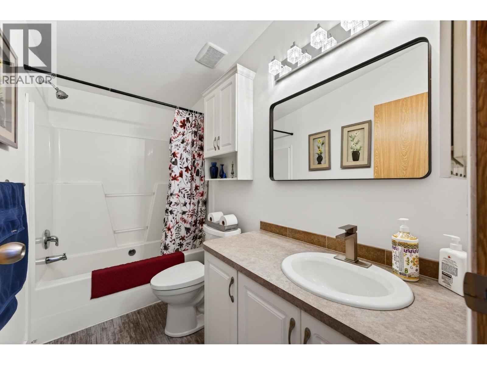 #91 1036 11TH STREET N - 37