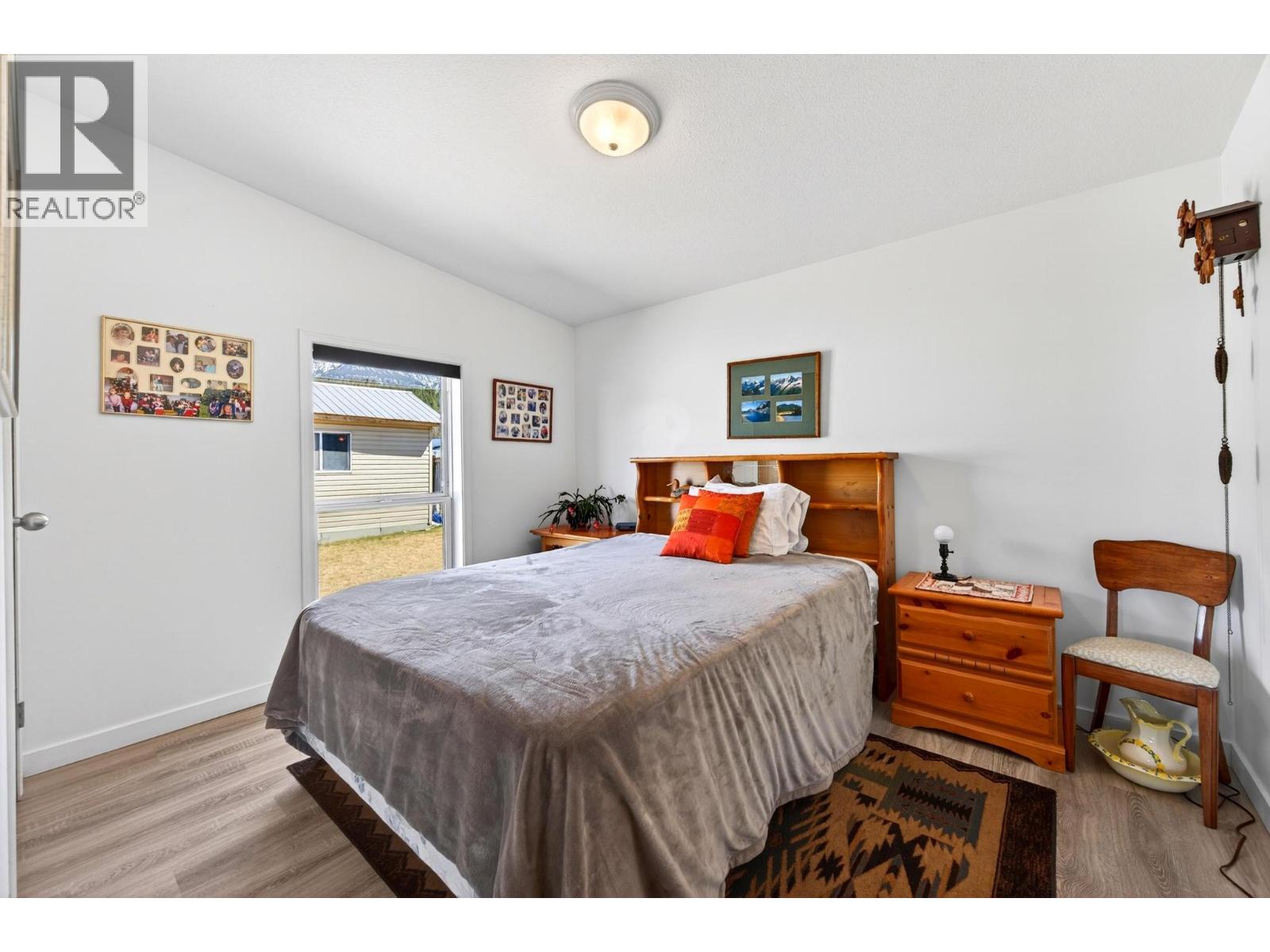 #91 1036 11TH STREET N - 40