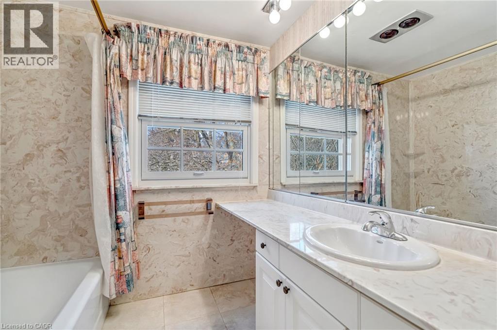 524 MEADOW WOOD Road - 34