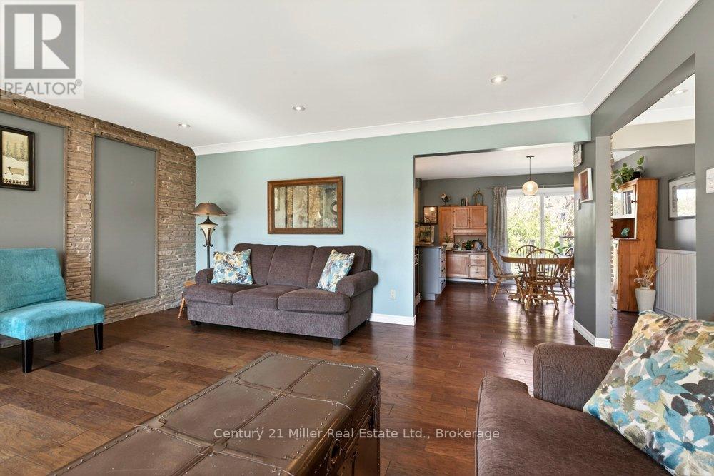86 WATERFORD DRIVE - 10
