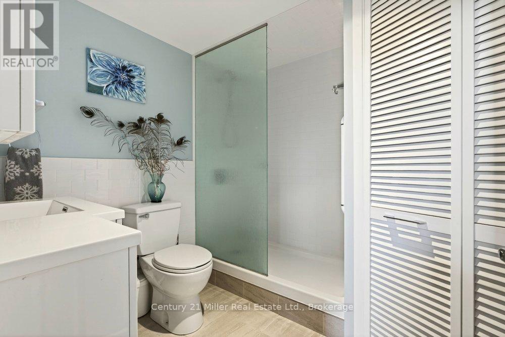 86 WATERFORD DRIVE — photo 41