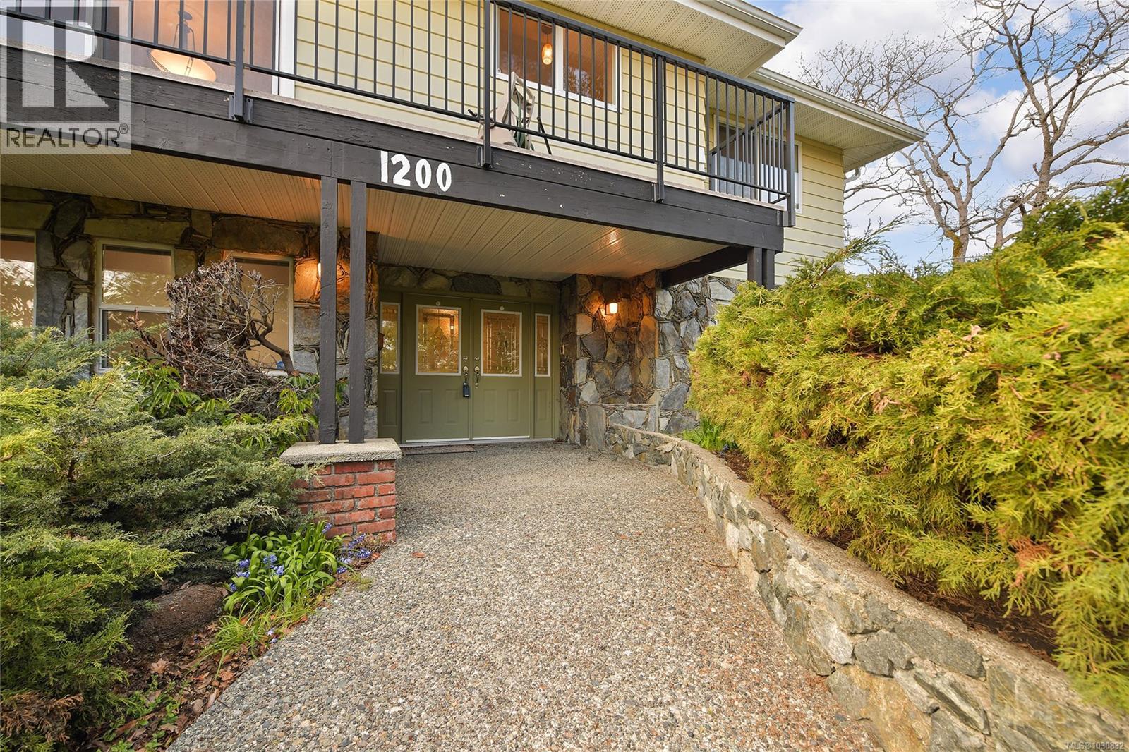  1200 Tolmie Avenue, Saanich