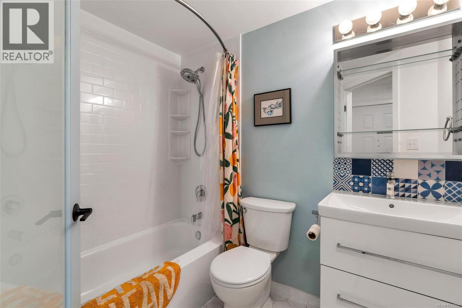 206 1028 Balmoral Road, Victoria