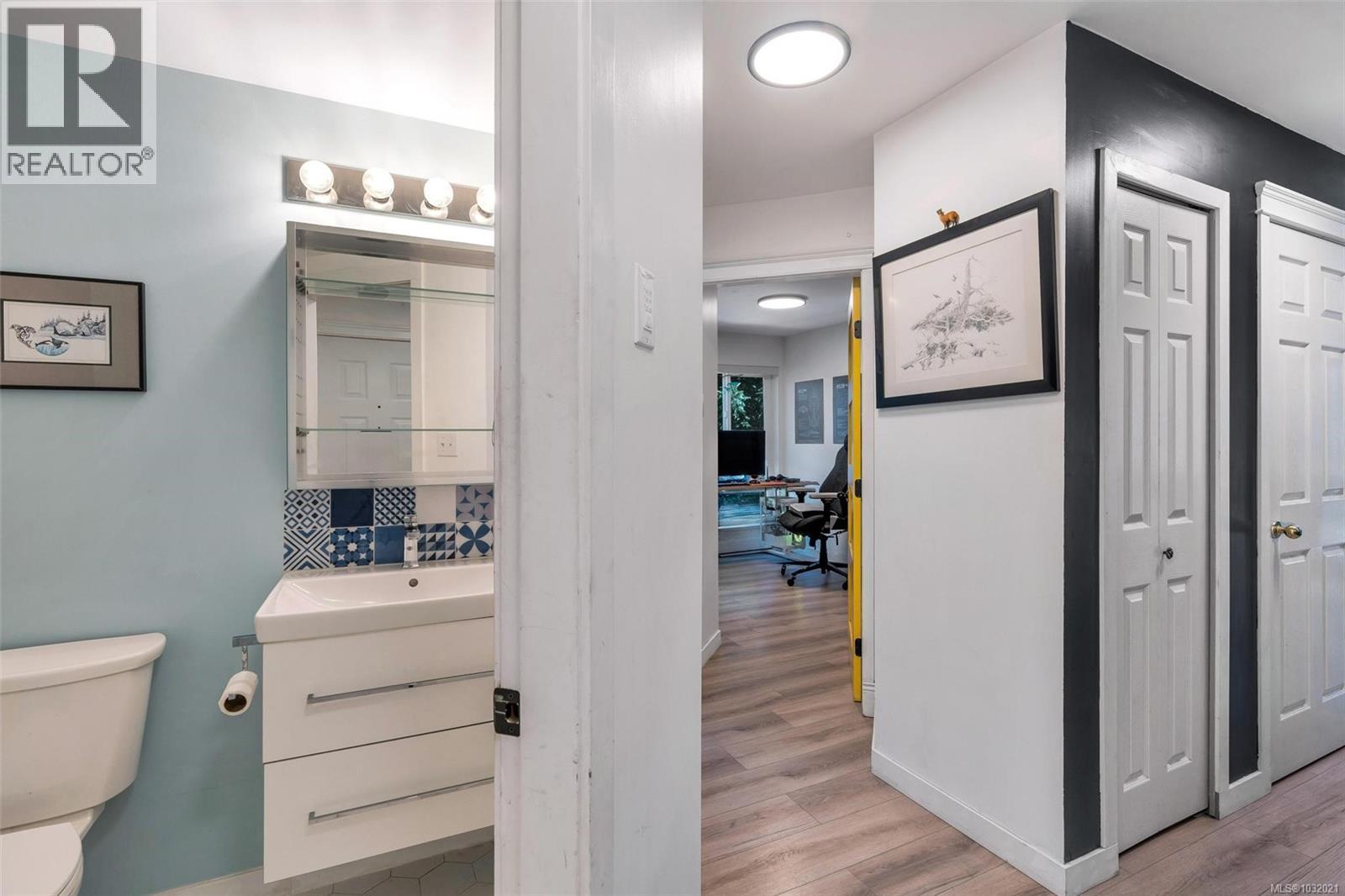 206 1028 Balmoral Road, Victoria