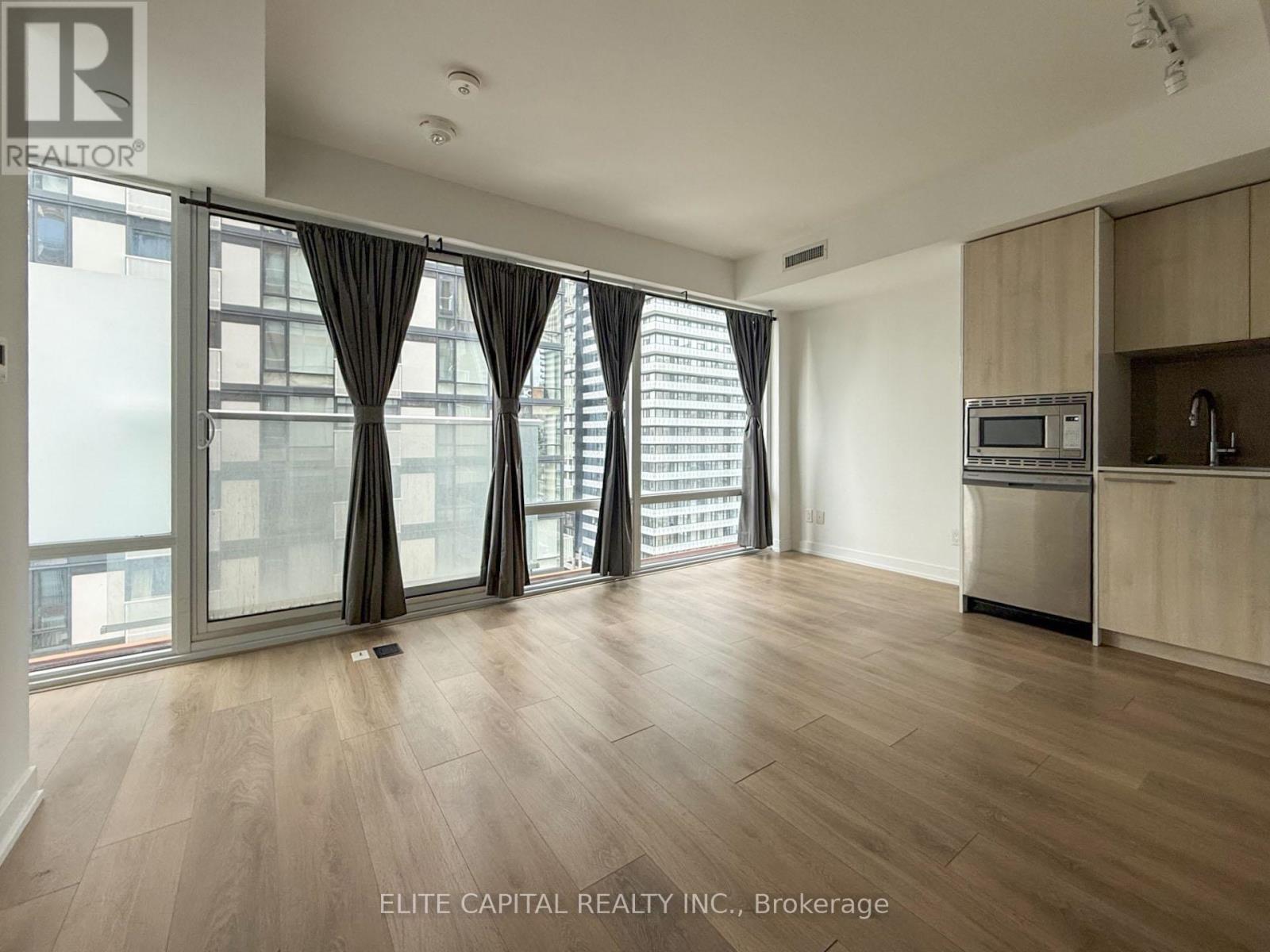 Listing photo of 1304 - 18 MAITLAND TERRACE