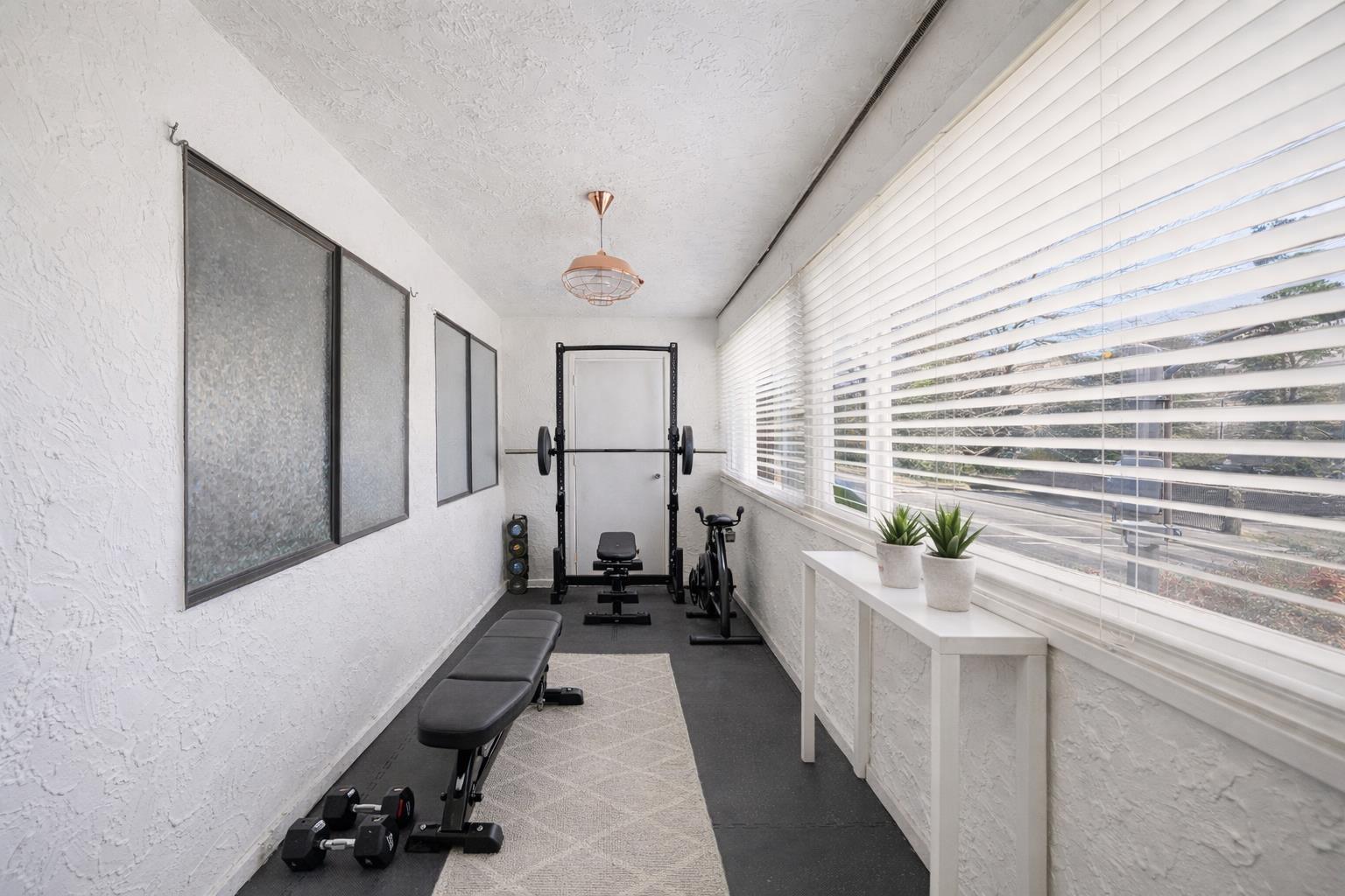 301 1381 MARTIN STREET, White Rock