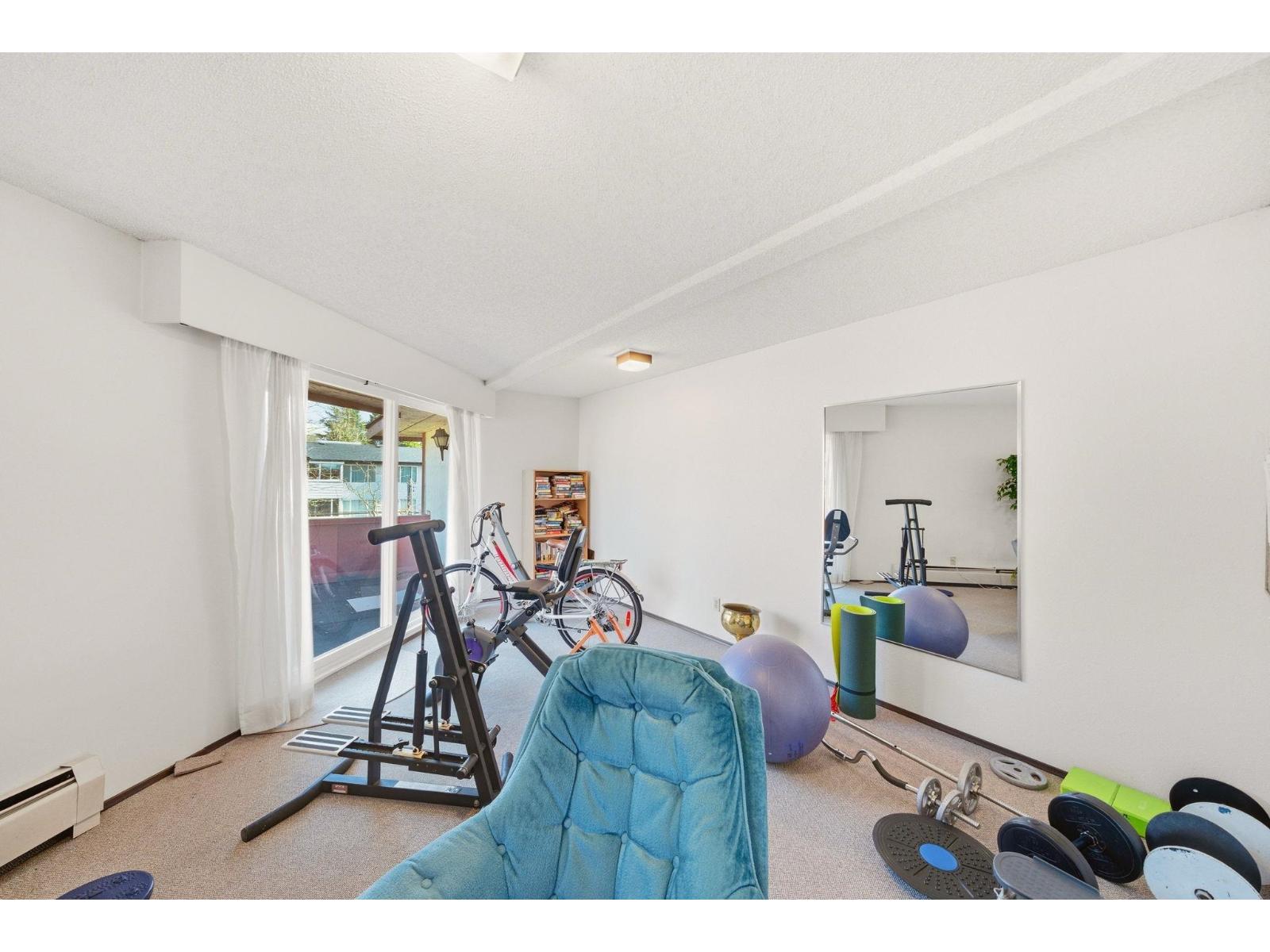 301 1381 MARTIN STREET, White Rock