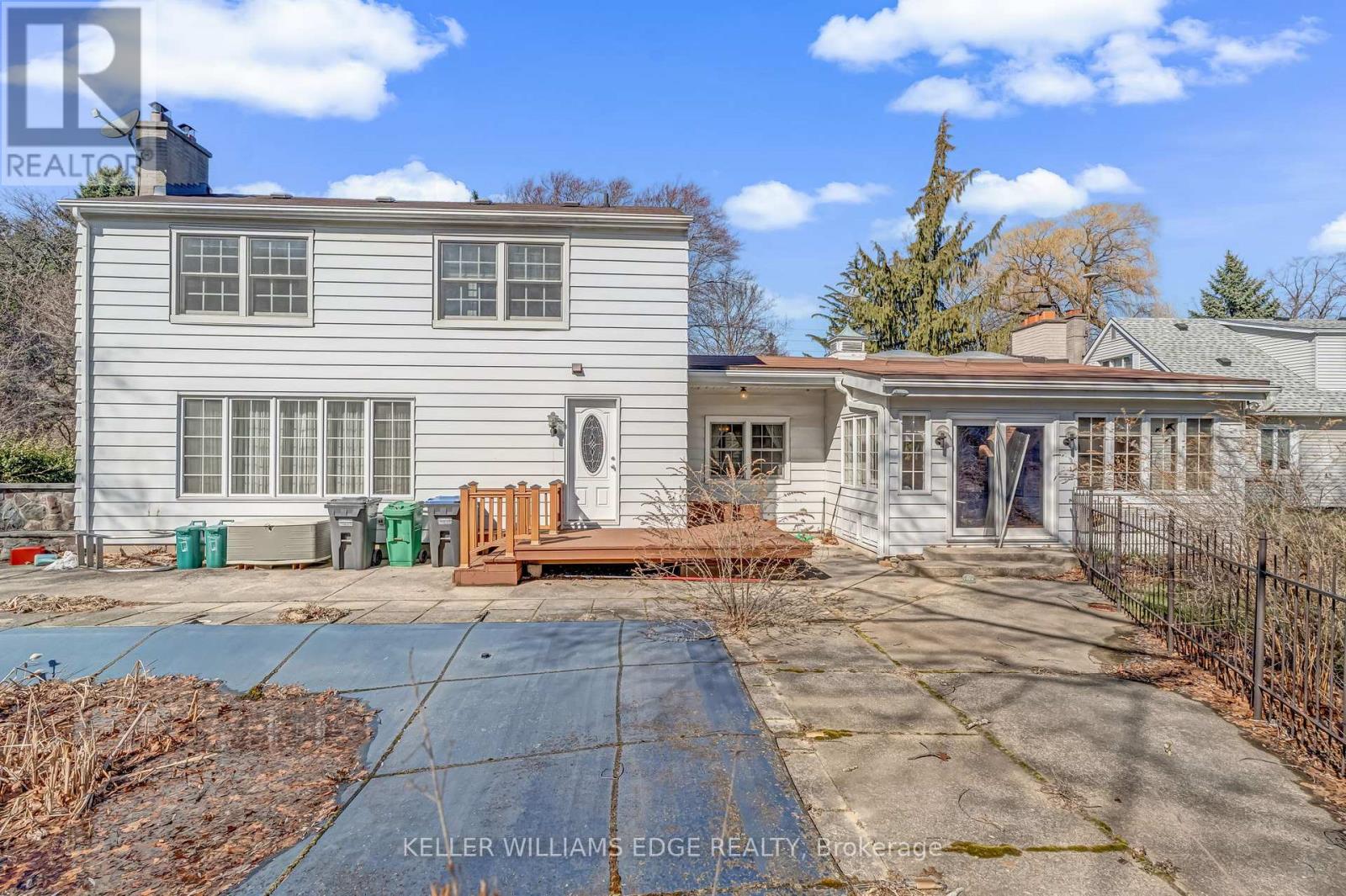 524 MEADOW WOOD ROAD — photo 41