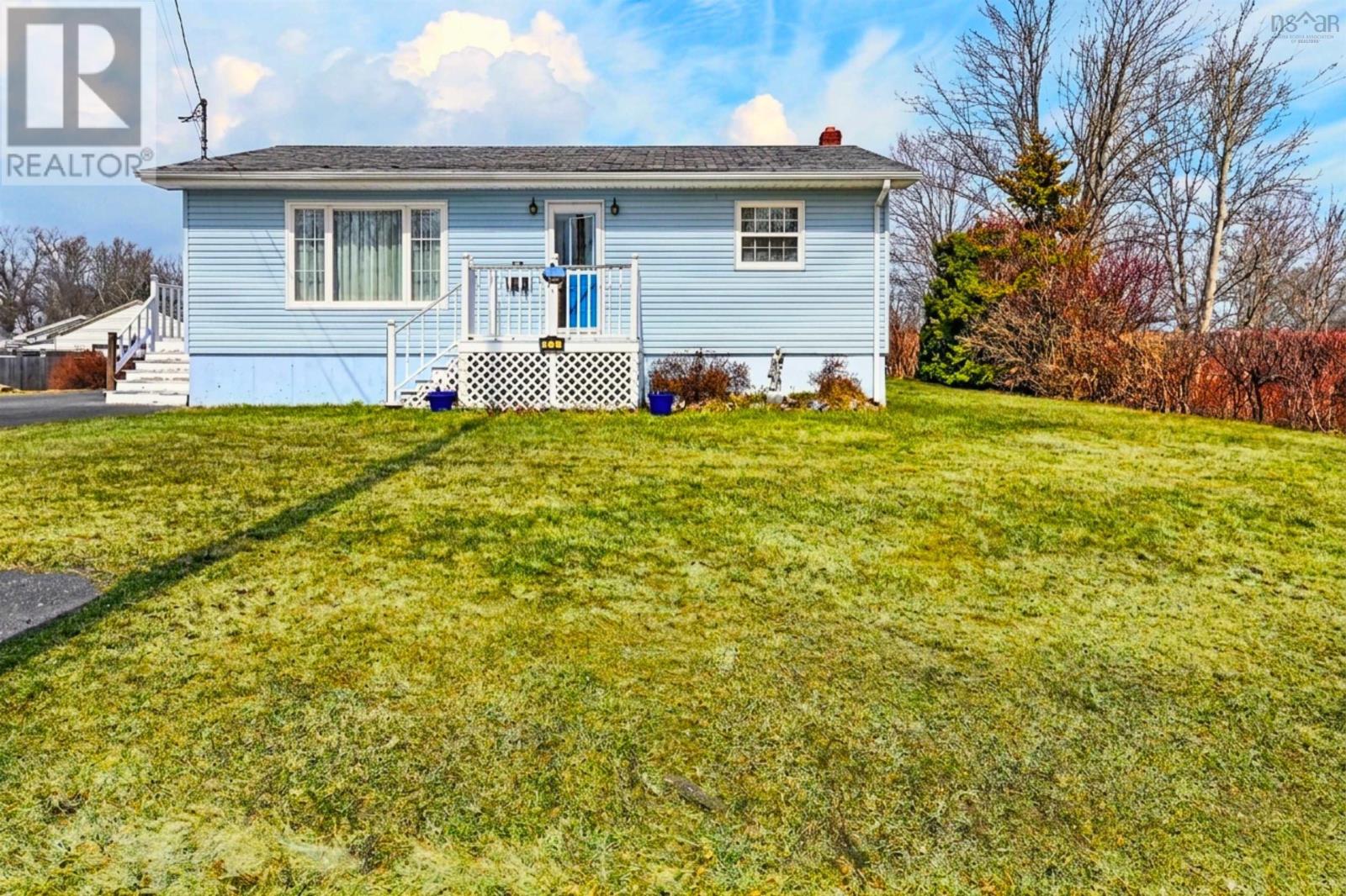 Property 2 of 21 of 62 Monteith Avenue